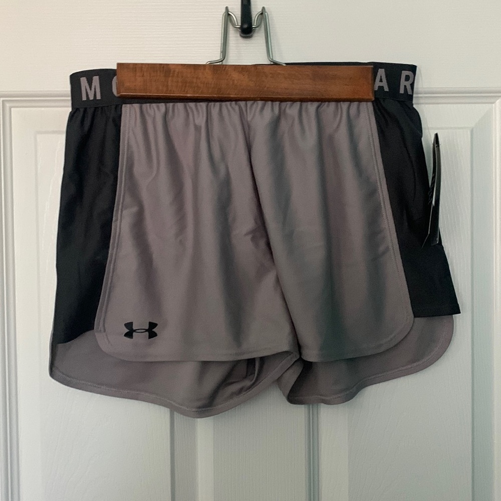 Under Armour shorts womens small gray